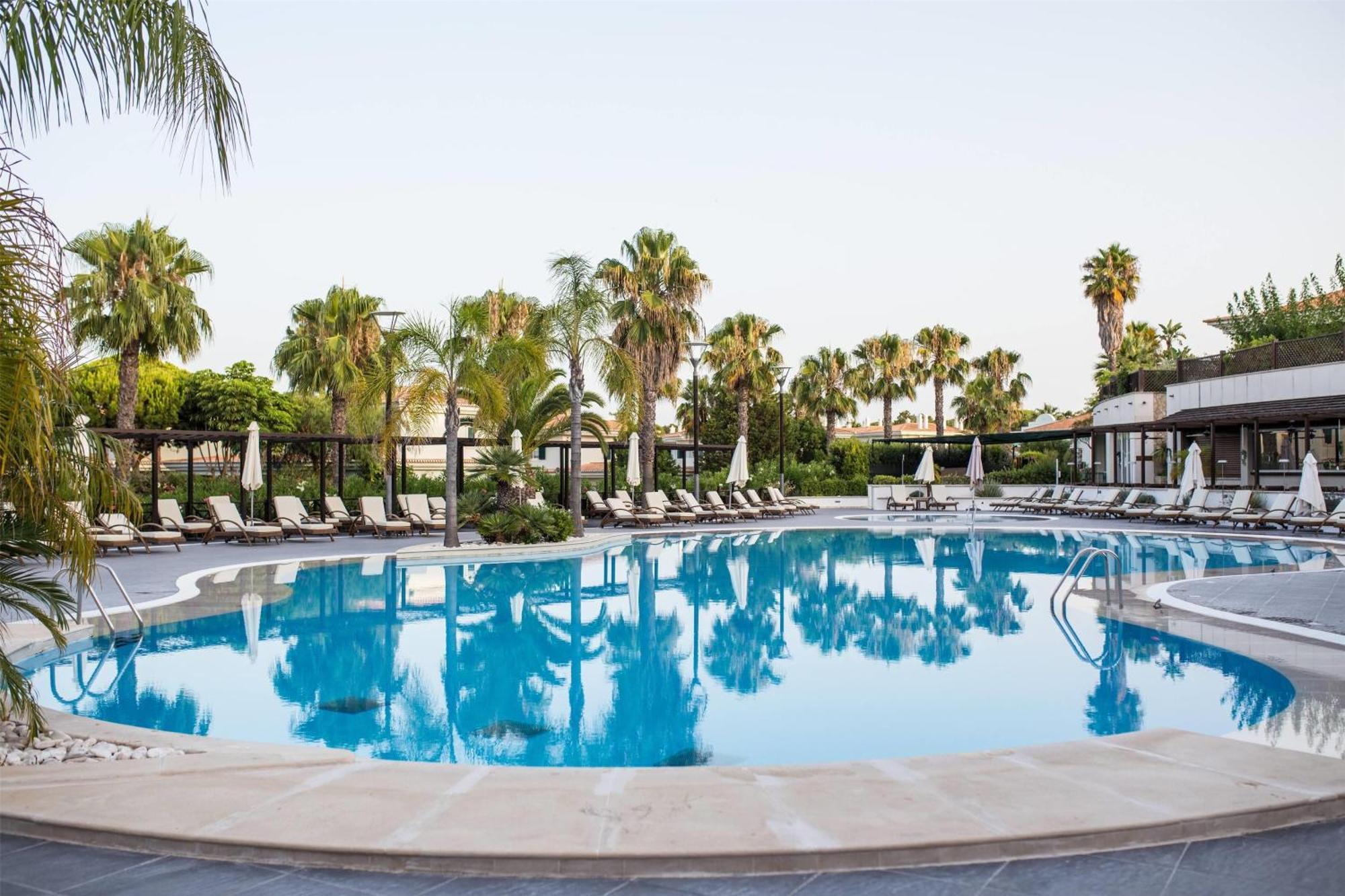 Wyndham Grand Algarve Hotel กิงตาตาโดลาโก ภายนอก รูปภาพ